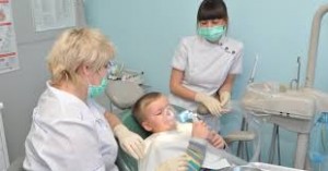 лечение зубов ребенку под наркозом